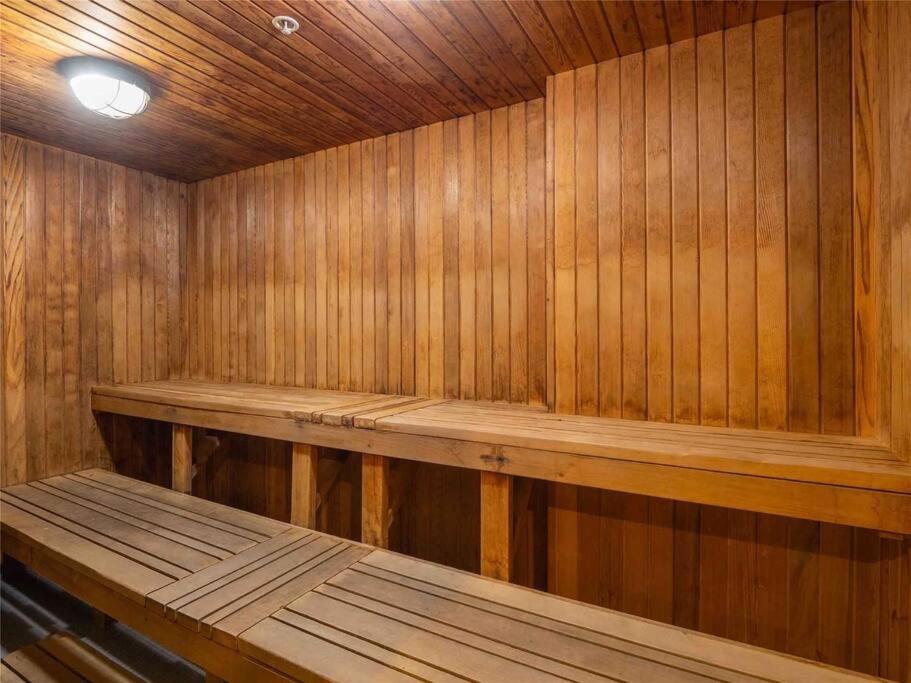 Lakeview Condo In Downtown With Free Parking. Toronto Dış mekan fotoğraf